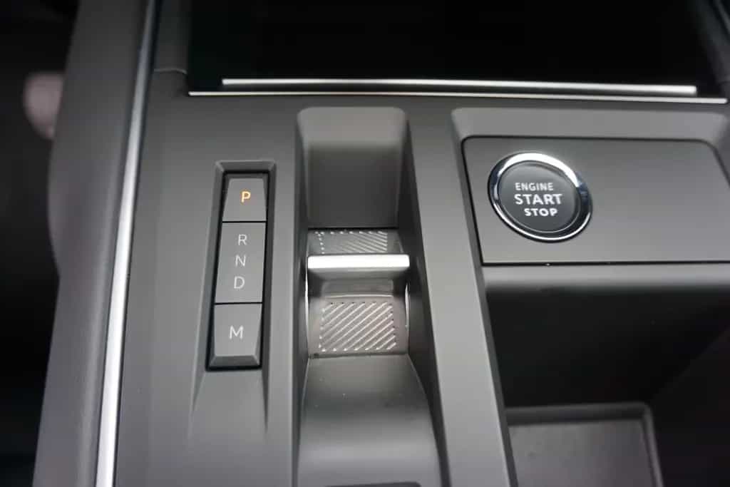 Citroën C5 Aircross Feel Tech LED Android Apple AHK PDC 10/2023-photo-21