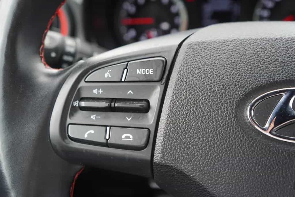 Hyundai i10 1.0 T-GDI N Line Navi Tempomat Sitzheizung 10/2022-photo-17