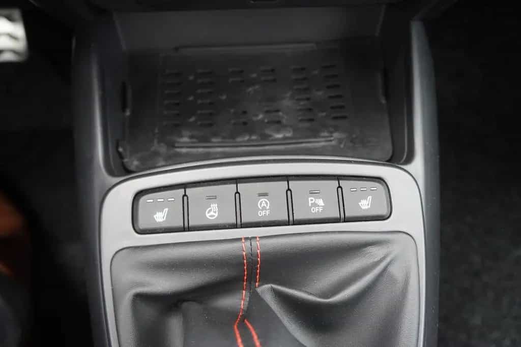 Hyundai i10 1.0 T-GDI N Line Navi Tempomat Sitzheizung 10/2022-photo-23