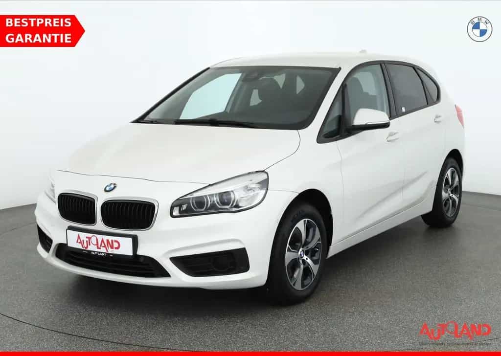 BMW 218 i Active Tourer LED Navi Sitzheizung PDC DAB 02/2018-photo-0