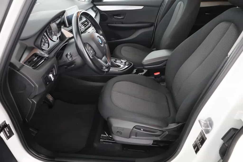 BMW 218 i Active Tourer LED Navi Sitzheizung PDC DAB 02/2018-photo-23