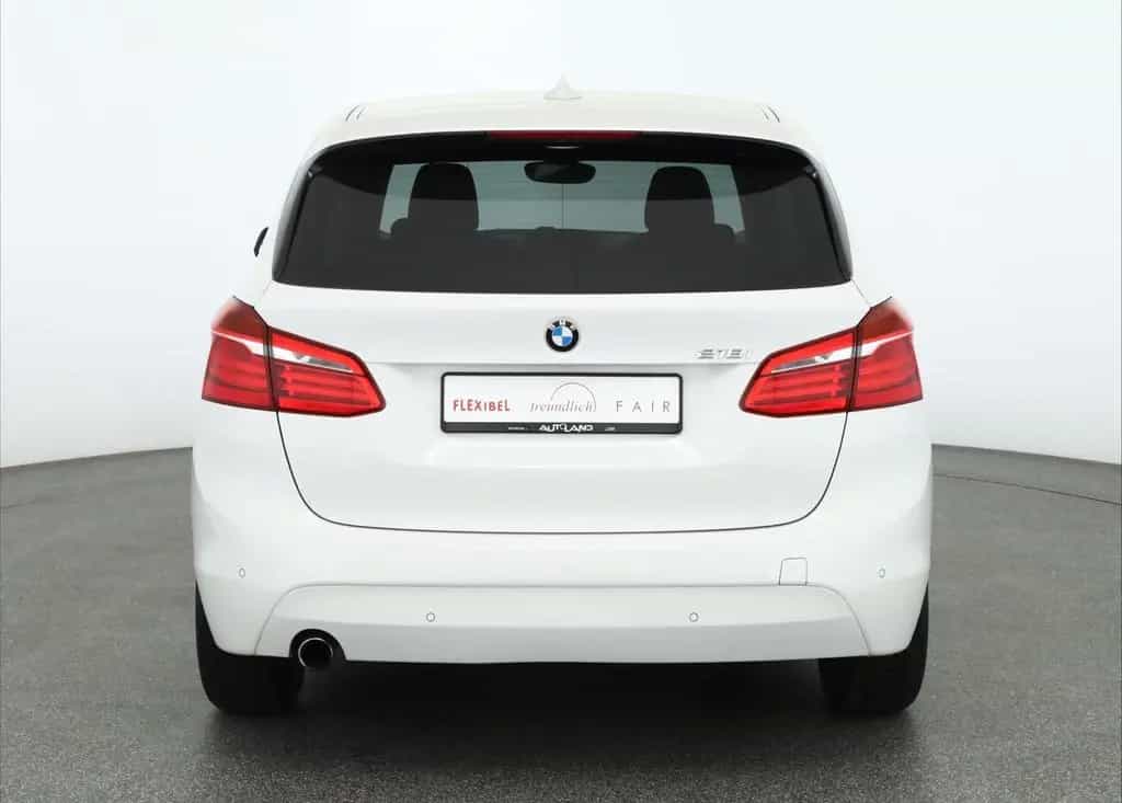 BMW 218 i Active Tourer LED Navi Sitzheizung PDC DAB 02/2018-photo-3