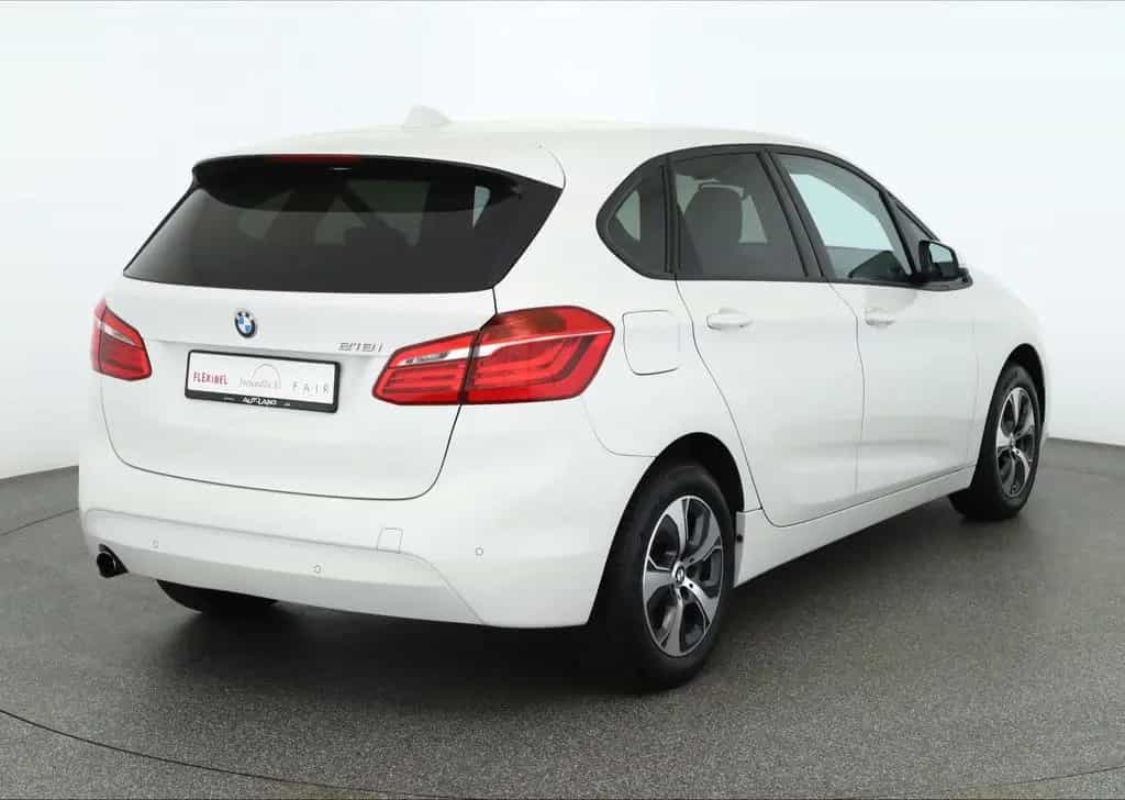BMW 218 i Active Tourer LED Navi Sitzheizung PDC DAB 02/2018-photo-4