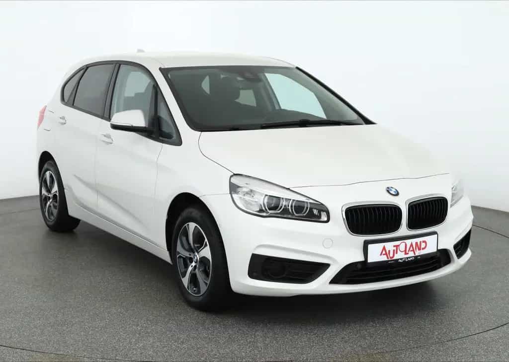 BMW 218 i Active Tourer LED Navi Sitzheizung PDC DAB 02/2018-photo-6