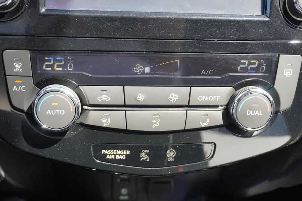 Nissan X-Trail 1.3 N-Connecta LED Navi DAB 360° Kamera 12/2019-photo-18