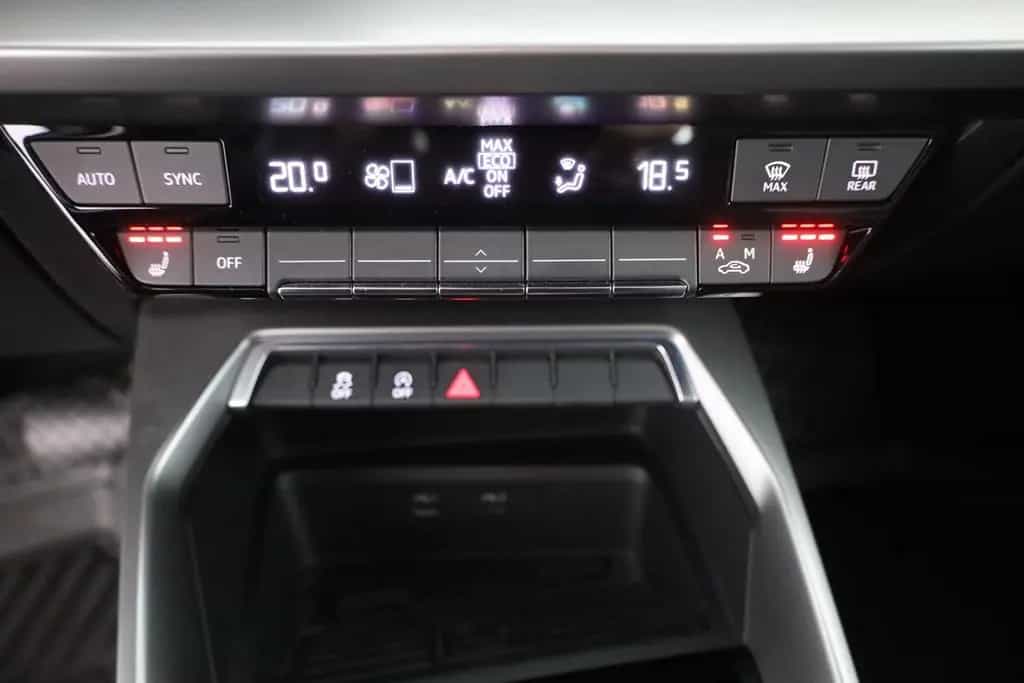 Audi A3 35 TFSI S-line LED Navi Soundsystem DAB PDC 09/2020-photo-11
