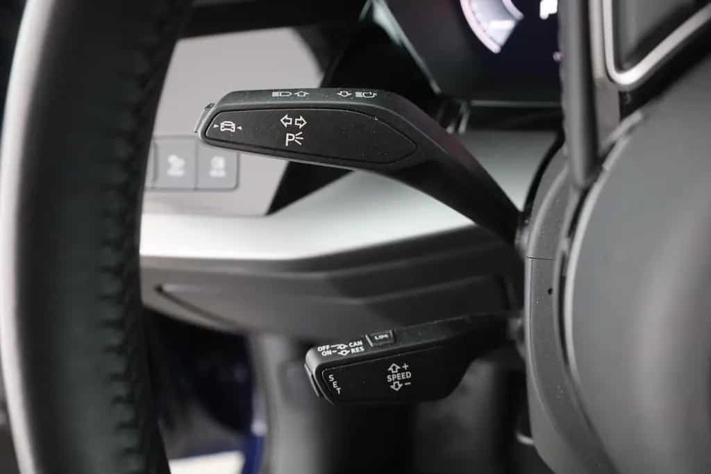Audi A3 35 TFSI S-line LED Navi Soundsystem DAB PDC 09/2020-photo-18