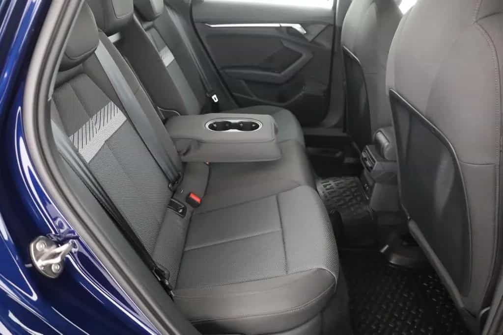 Audi A3 35 TFSI S-line LED Navi Soundsystem DAB PDC 09/2020-photo-24