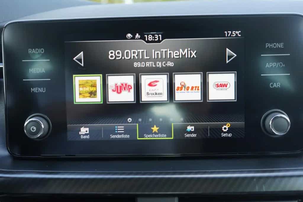 Skoda Kamiq 1.5 Monte Carlo Panorama Kamera Keyless-Go 08/2020-photo-14