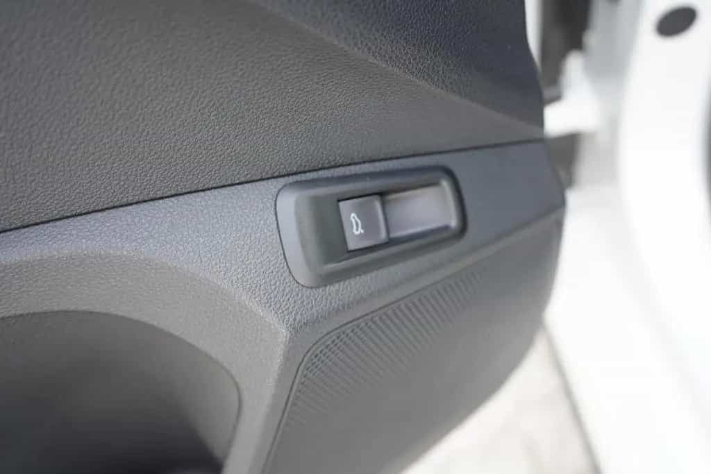 Skoda Kamiq 1.5 Monte Carlo Panorama Kamera Keyless-Go 08/2020-photo-25