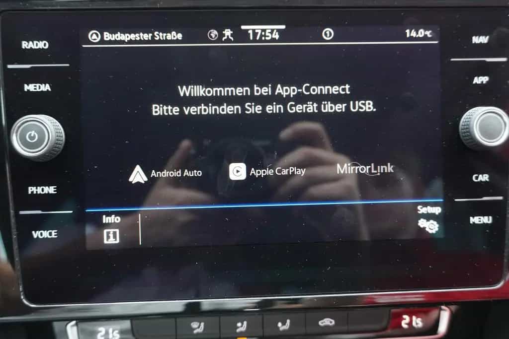 Volkswagen Passat Variant 1.5 TSI DSG Business LED AHK Navi 01/2020-photo-15