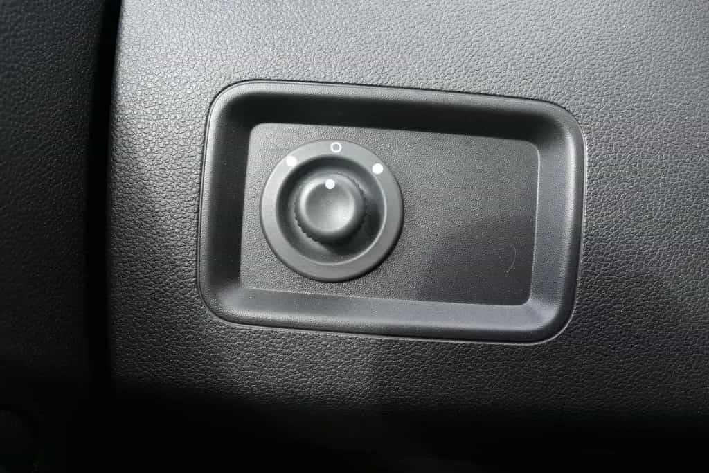 Dacia Duster II 1.3 TCe 130 Prestige Navi Kamera AHK A 08/2019-photo-17