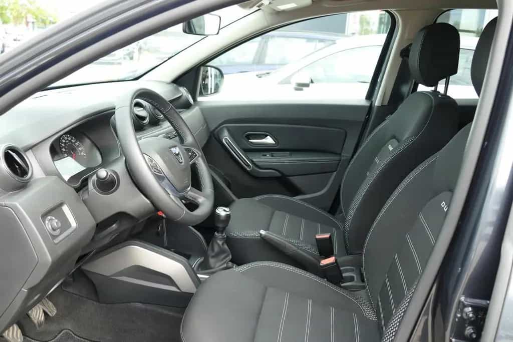 Dacia Duster II 1.3 TCe 130 Prestige Navi Kamera AHK A 08/2019-photo-25