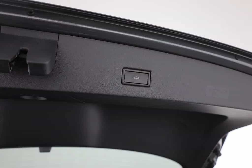 Volkswagen T-Roc 1.5 TSI DSG Sport LED Virtual Cockpit Navi 07/2018-photo-27