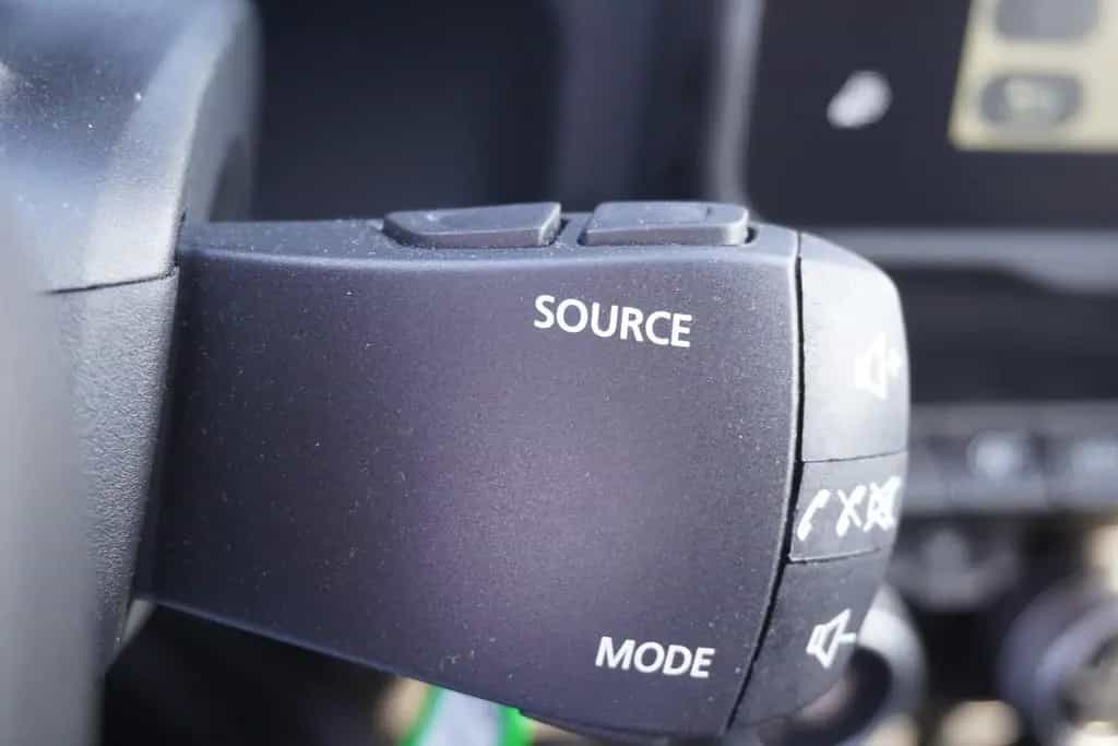 Dacia Duster II 1.3 TCE Journey LED Navi Kamera AHK 04/2023-photo-25