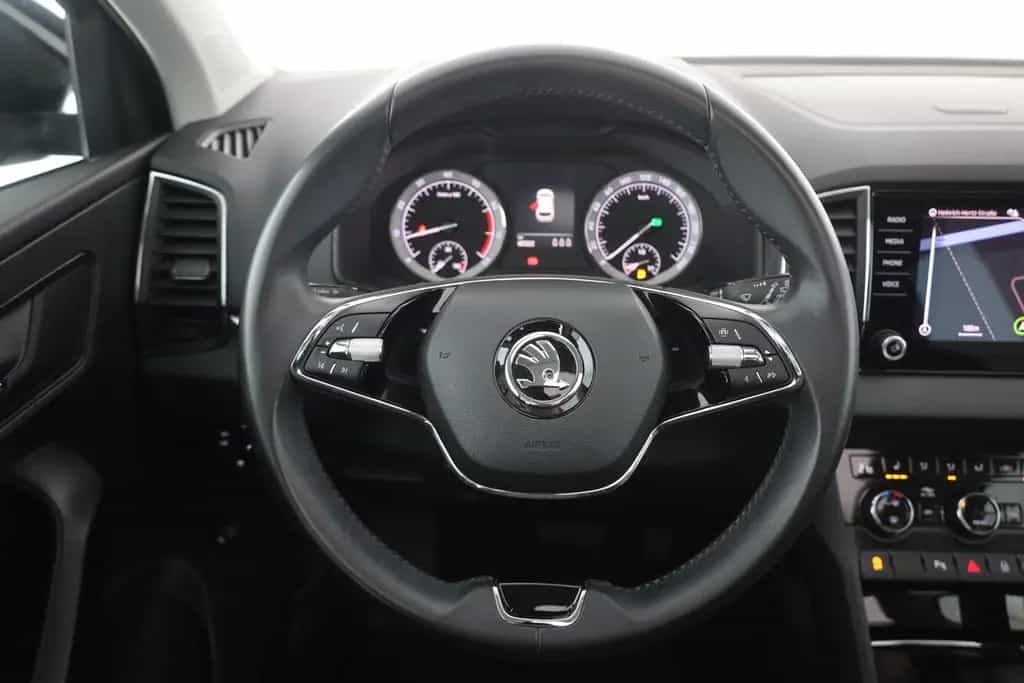 Skoda Karoq 1.5 TSI DSG Clever LED Navi Panorama AHK 04/2021-photo-14