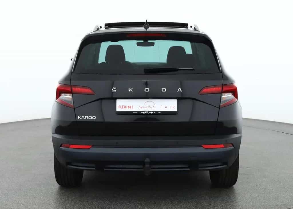 Skoda Karoq 1.5 TSI DSG Clever LED Navi Panorama AHK 04/2021-photo-3