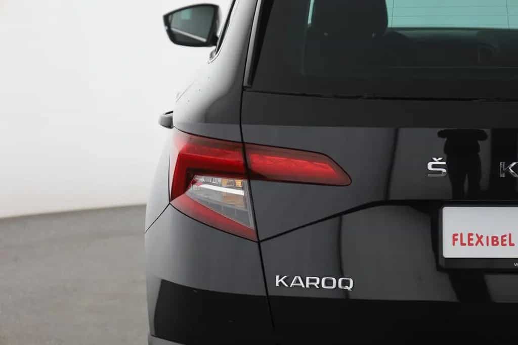 Skoda Karoq 1.5 TSI DSG Clever LED Navi Panorama AHK 04/2021-photo-32