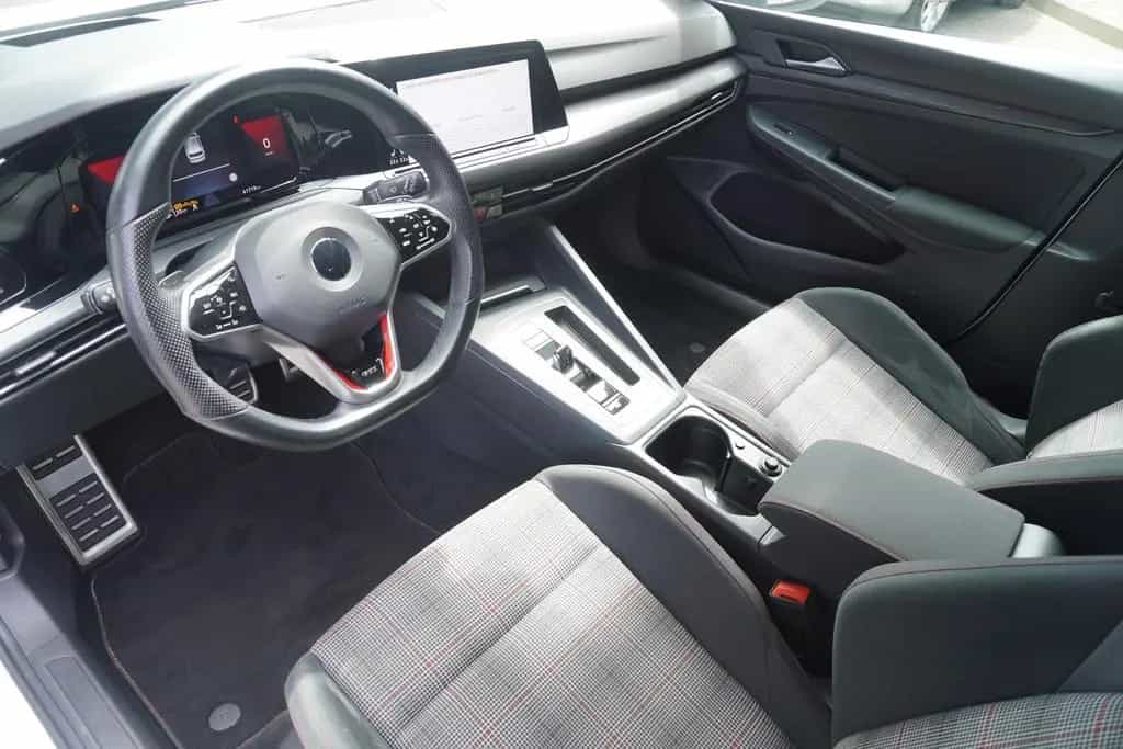 Volkswagen Golf VIII 2.0 GTI DSG LED Navi AHK App Connect 10/2020-photo-10