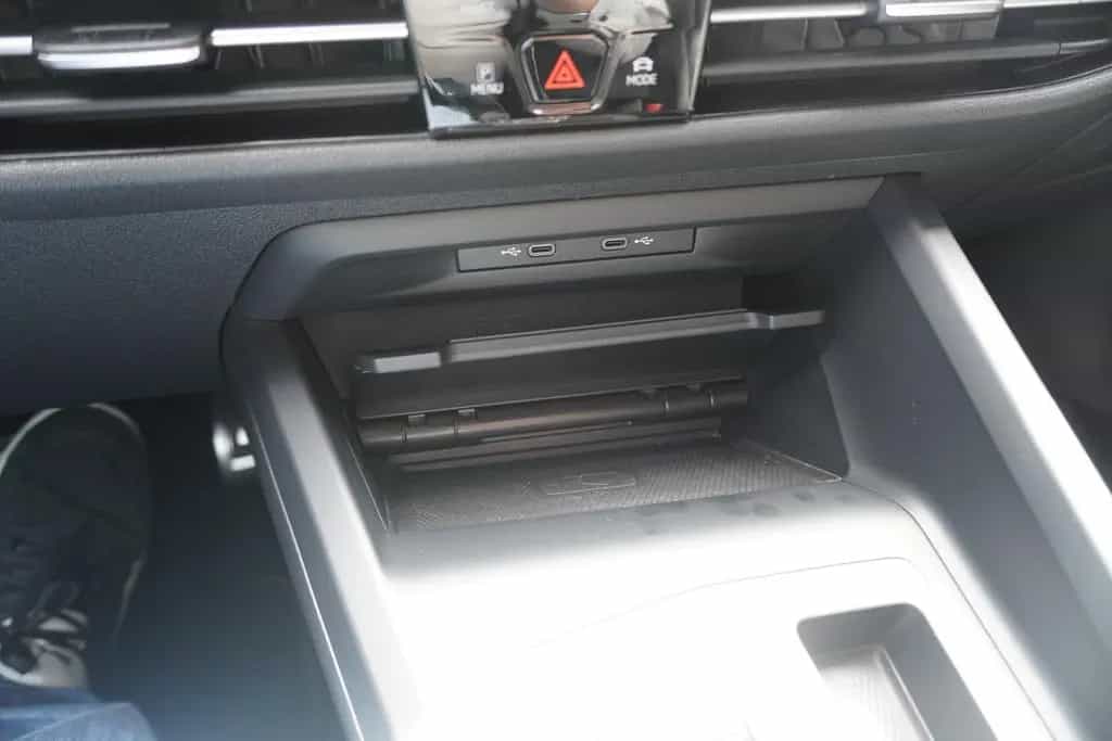 Volkswagen Golf VIII 2.0 GTI DSG LED Navi AHK App Connect 10/2020-photo-28