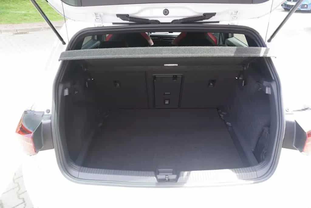Volkswagen Golf VIII 2.0 GTI DSG LED Navi AHK App Connect 10/2020-photo-34
