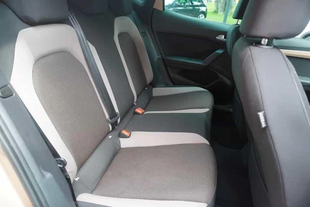 Seat Ibiza 1.0 TSI Xcellence LED Kamera Navi FullLink 11/2018-photo-31