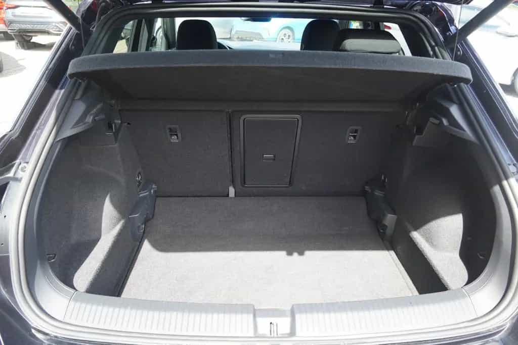 Volkswagen T-Roc 1.5 16V TSI R-Line LED ACC Kamera Navi 02/2022-photo-26