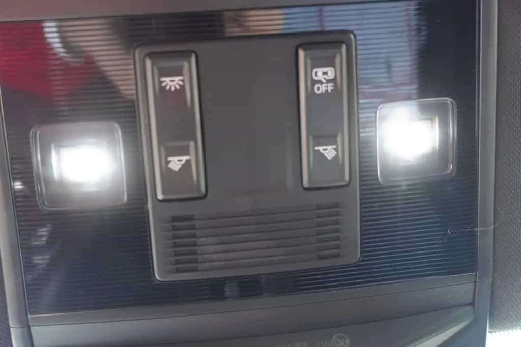Volkswagen T-Roc 1.5 16V TSI R-Line LED ACC Kamera Navi 02/2022-photo-28