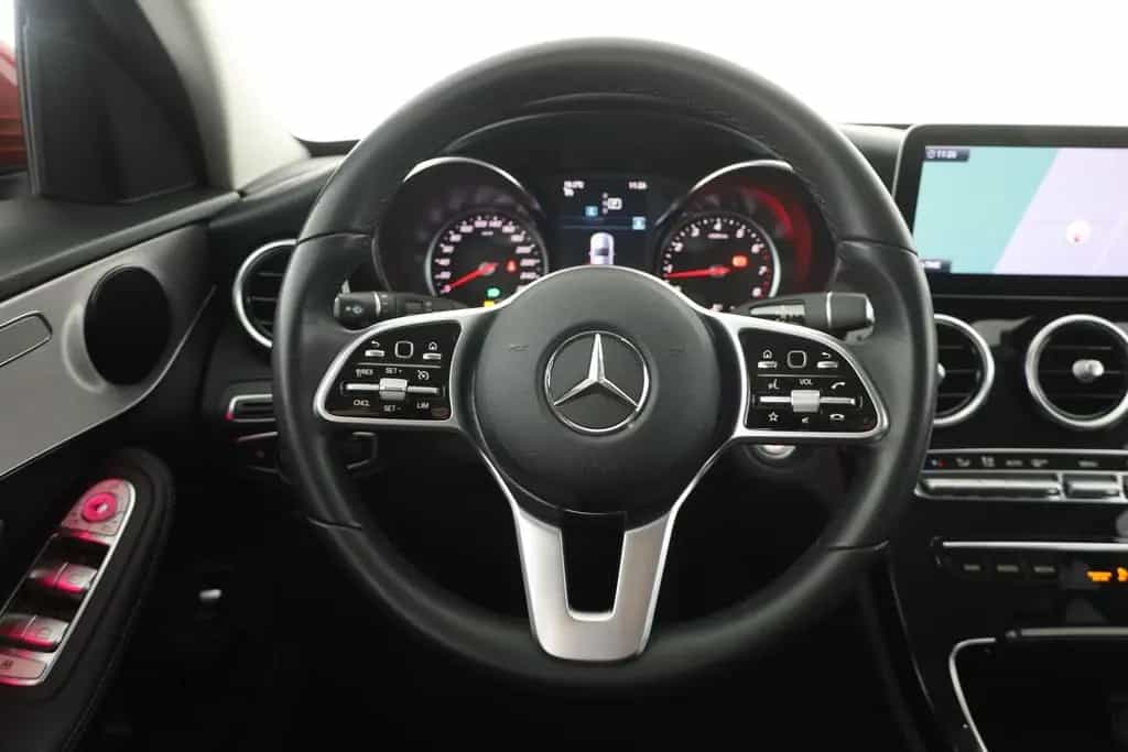 Mercedes-Benz C 300 C300 T Avantgarde LED Navi Kamera Tempomat AHK 08/2018-photo-14