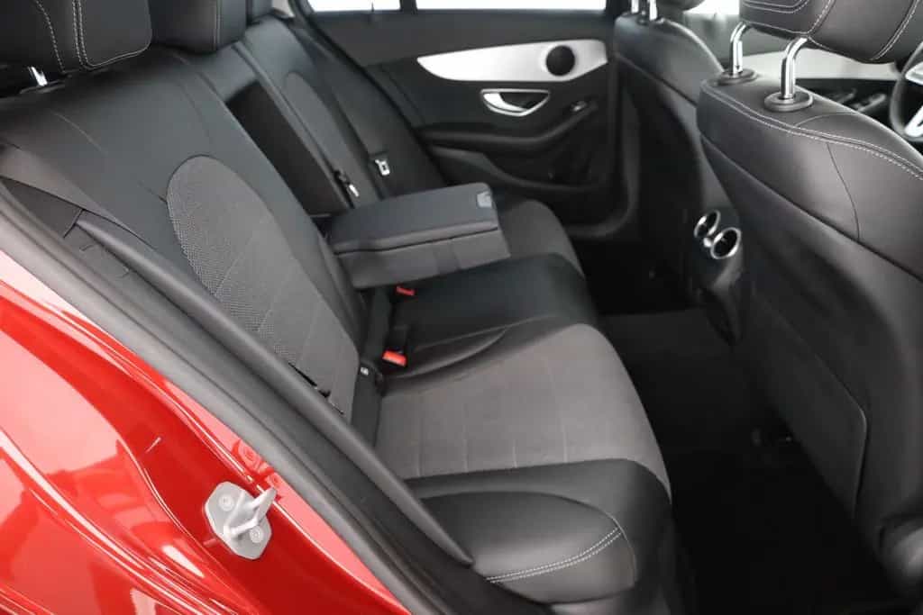 Mercedes-Benz C 300 C300 T Avantgarde LED Navi Kamera Tempomat AHK 08/2018-photo-24
