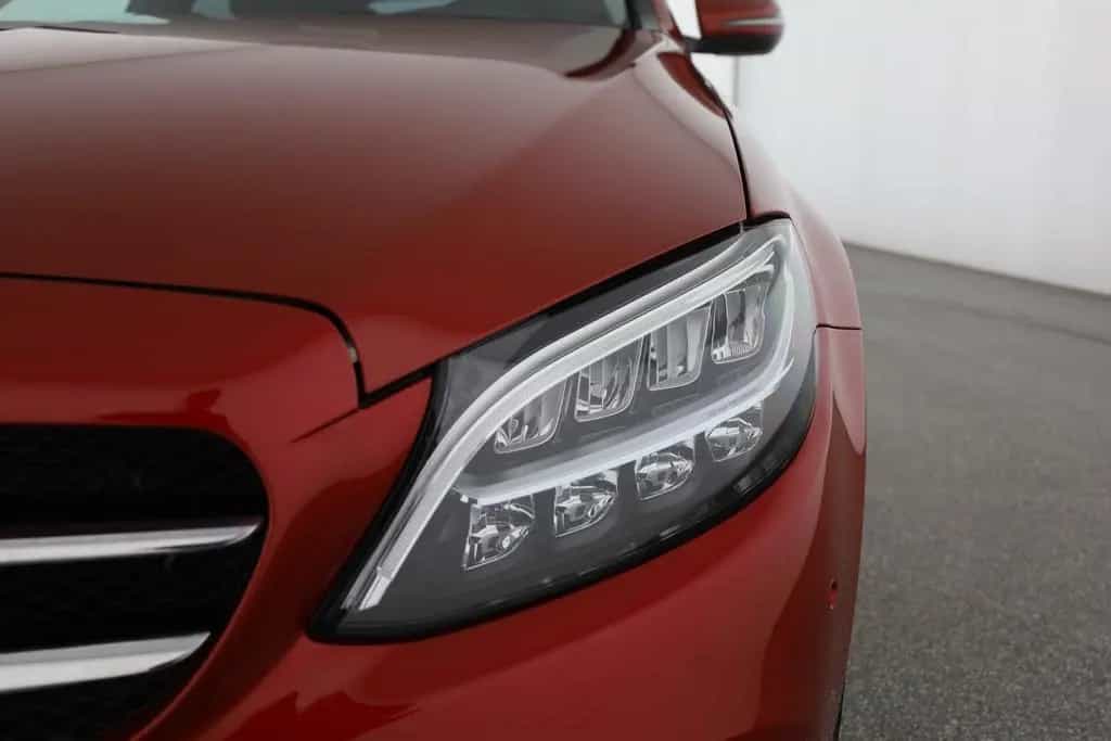 Mercedes-Benz C 300 C300 T Avantgarde LED Navi Kamera Tempomat AHK 08/2018-photo-31