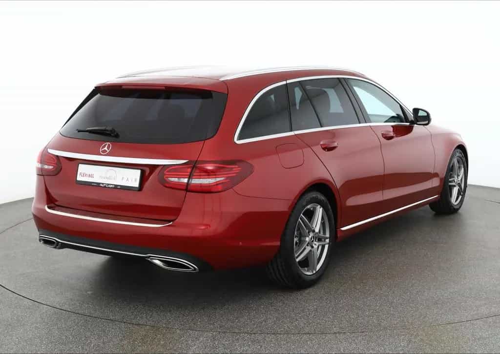 Mercedes-Benz C 300 C300 T Avantgarde LED Navi Kamera Tempomat AHK 08/2018-photo-4