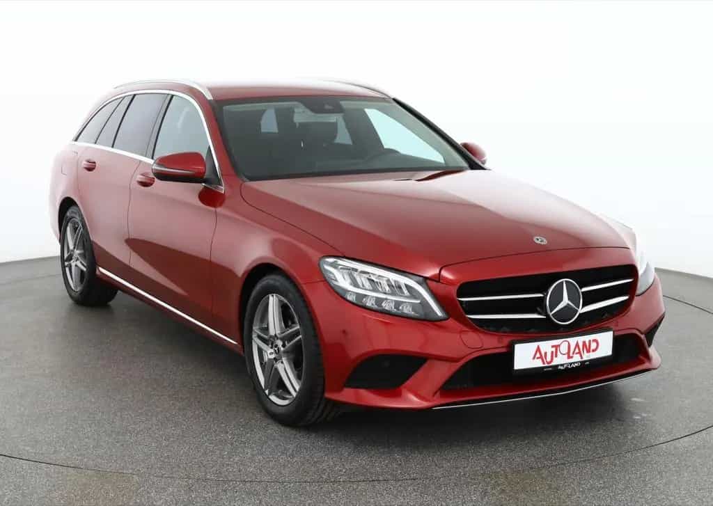 Mercedes-Benz C 300 C300 T Avantgarde LED Navi Kamera Tempomat AHK 08/2018-photo-6