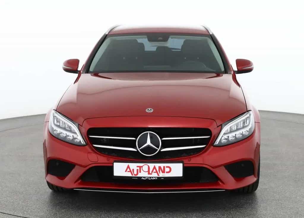 Mercedes-Benz C 300 C300 T Avantgarde LED Navi Kamera Tempomat AHK 08/2018-photo-7