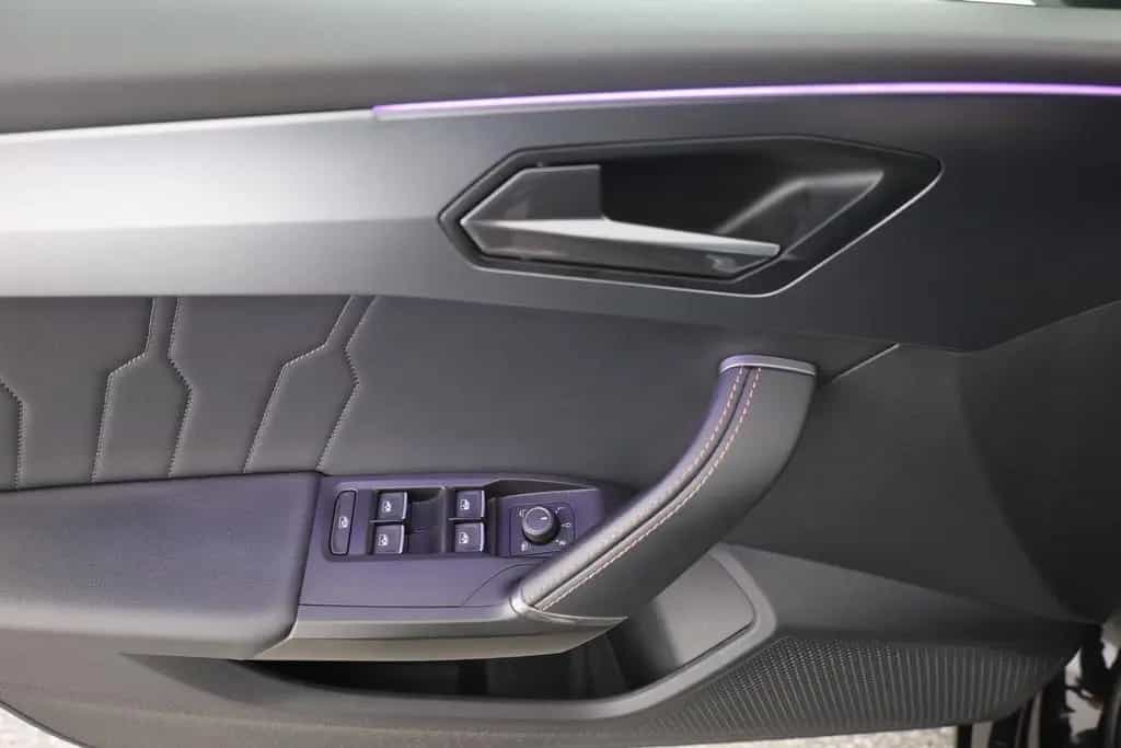 Cupra Leon ST 2.0 TSI DSG VZ LED Navi Virtual Cockpit 09/2023-photo-20
