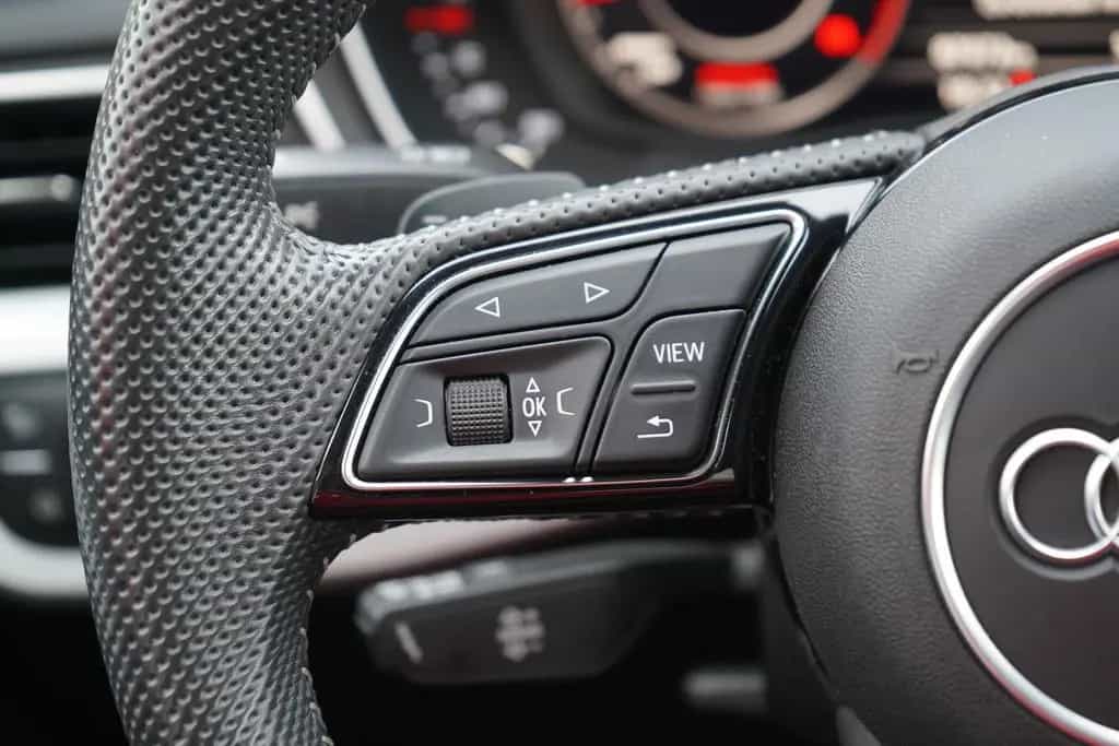 Audi A4 Avant 40 2.0 TFSI S line LED Navi 07/2019-photo-21