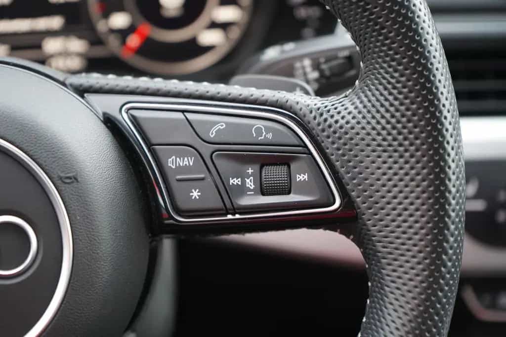 Audi A4 Avant 40 2.0 TFSI S line LED Navi 07/2019-photo-22