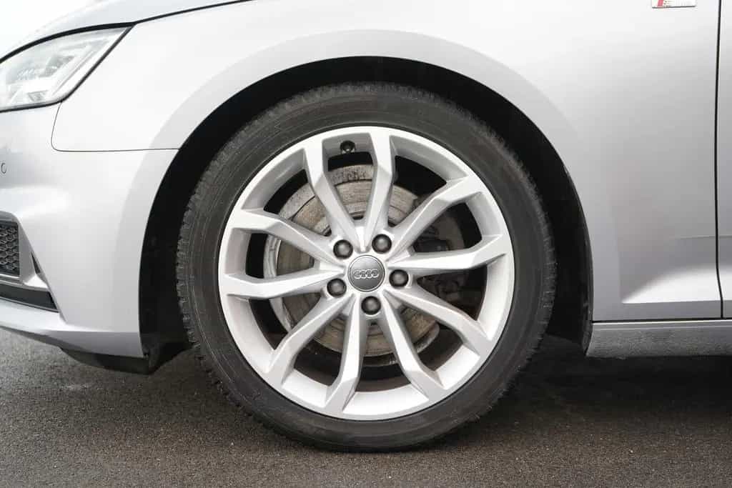 Audi A4 Avant 40 2.0 TFSI S line LED Navi 07/2019-photo-38
