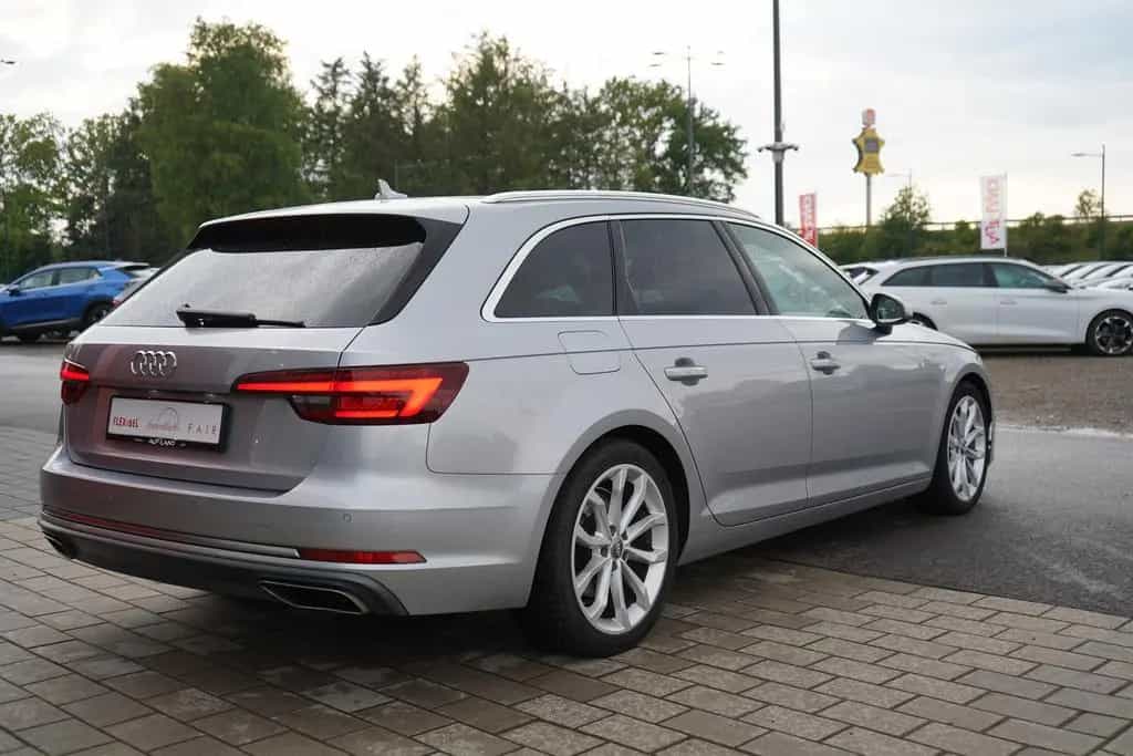 Audi A4 Avant 40 2.0 TFSI S line LED Navi 07/2019-photo-4