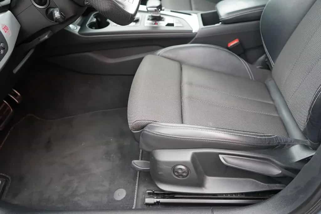 Audi A4 Avant 40 2.0 TFSI S line LED Navi 07/2019-photo-8