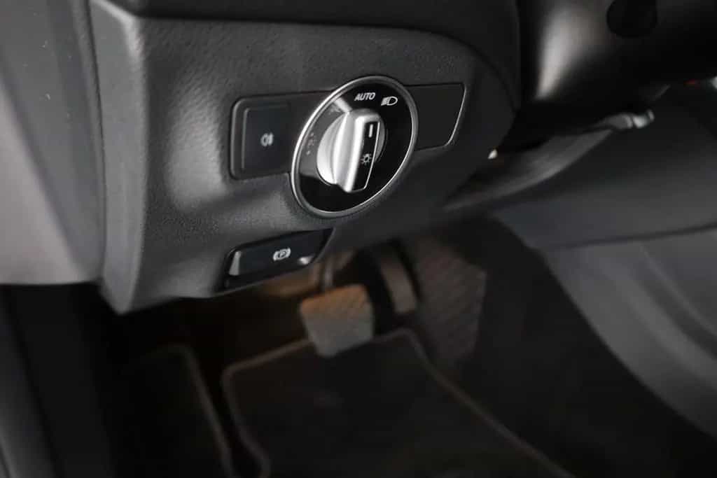 Mercedes-Benz GLA 220 Urban 4Matic LED Navi Sitzheizung PDC 01/2020-photo-19