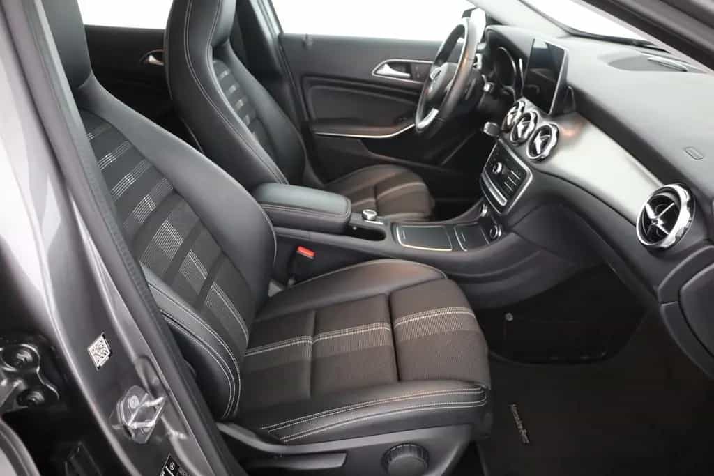 Mercedes-Benz GLA 220 Urban 4Matic LED Navi Sitzheizung PDC 01/2020-photo-22