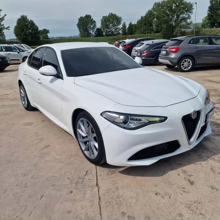 Alfa Romeo Giulia 2.2 Turbodiesel 150 CV AT8 SOL 08/2018-photo-0