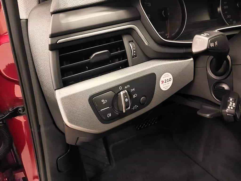 Audi A4 Avant 35 TFSI design 66oookm AHZV DAB Kamera 01/2019-photo-28