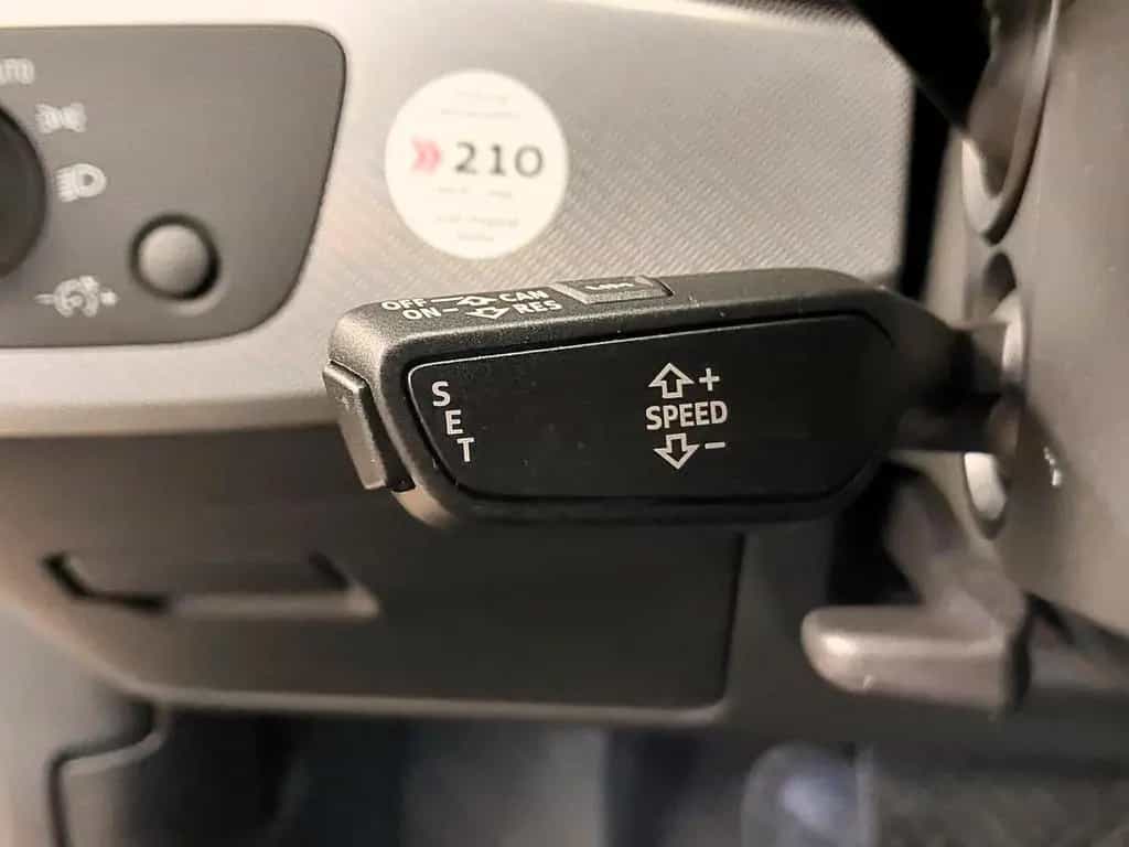 Audi A4 Avant 35 TFSI design 66oookm AHZV DAB Kamera 01/2019-photo-29