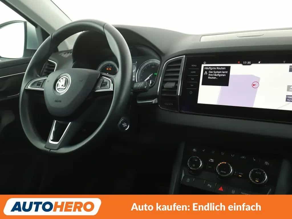 Skoda Karoq 1.5 TSI ACT Style Aut.*NAVI*CAM*SHZ* 06/2018-photo-12