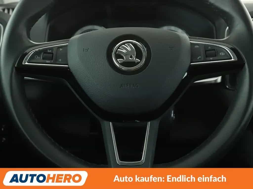 Skoda Karoq 1.5 TSI ACT Style Aut.*NAVI*CAM*SHZ* 06/2018-photo-18