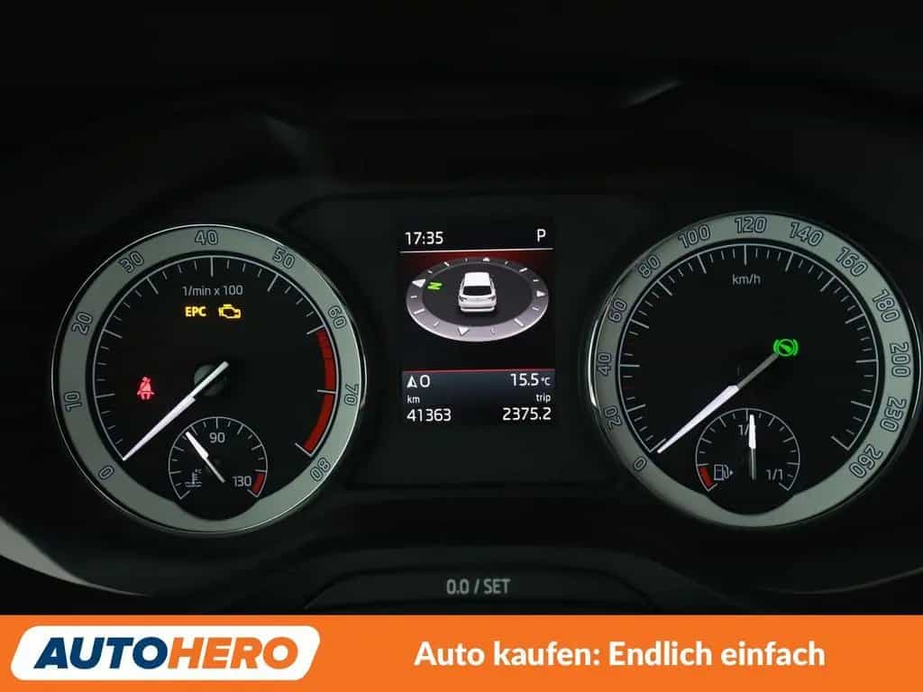 Skoda Karoq 1.5 TSI ACT Style Aut.*NAVI*CAM*SHZ* 06/2018-photo-19