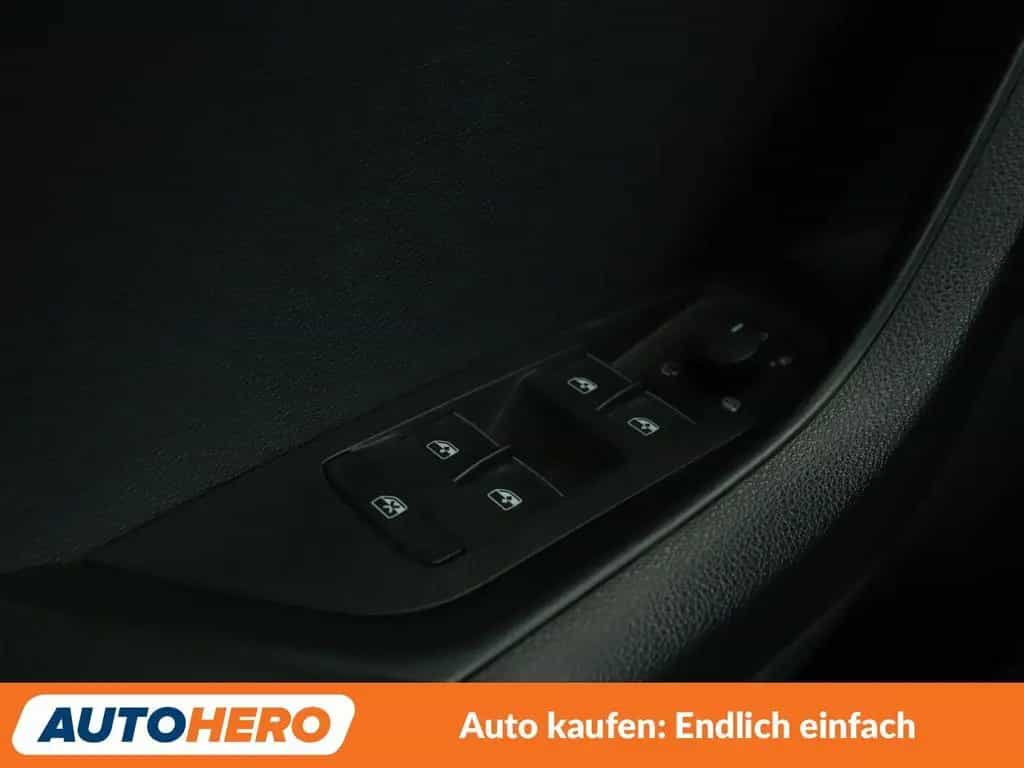 Skoda Karoq 1.5 TSI ACT Style Aut.*NAVI*CAM*SHZ* 06/2018-photo-26