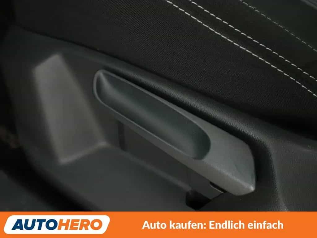 Skoda Karoq 1.5 TSI ACT Style Aut.*NAVI*CAM*SHZ* 06/2018-photo-27